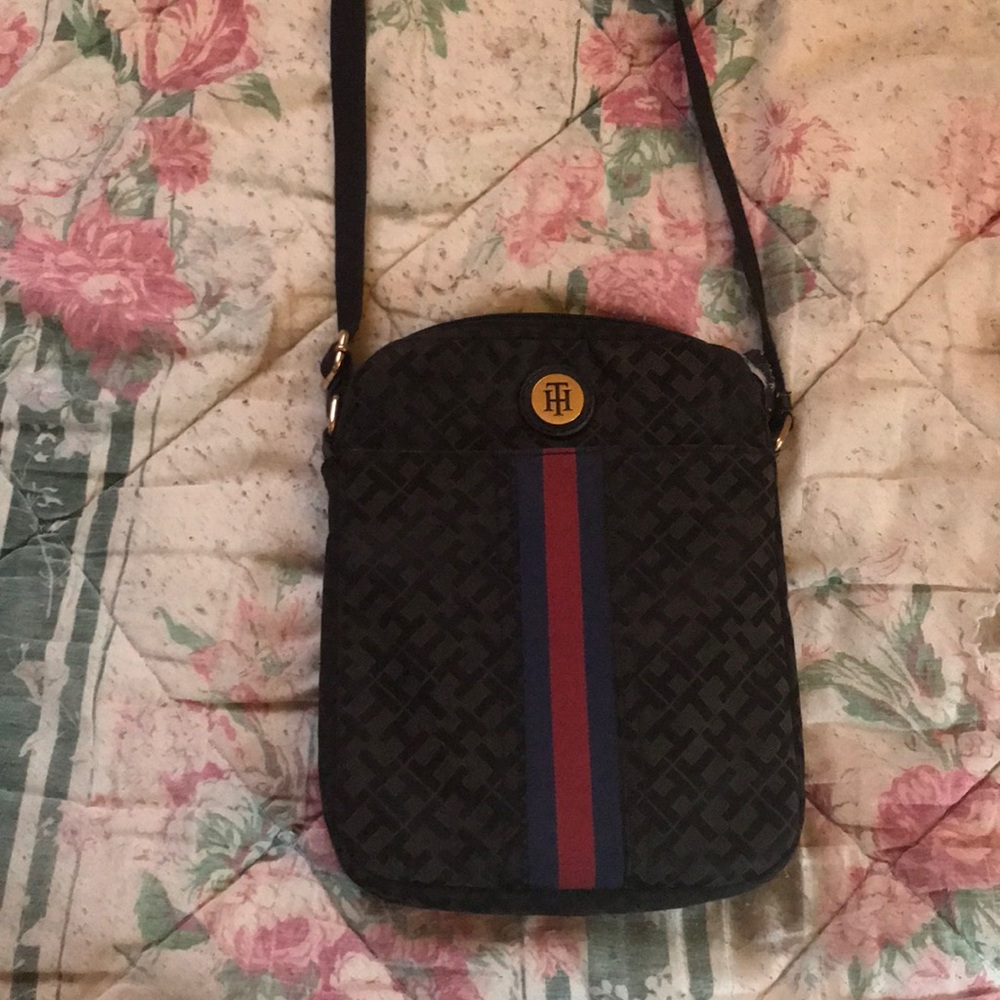 Tommy Hilfiger Purse
